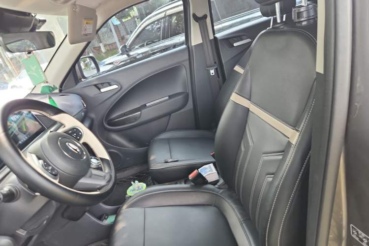 Used ORA White Cat 2022 Xiaoyue Mao Edition 401 km Flagship Model Lithium Ternary
