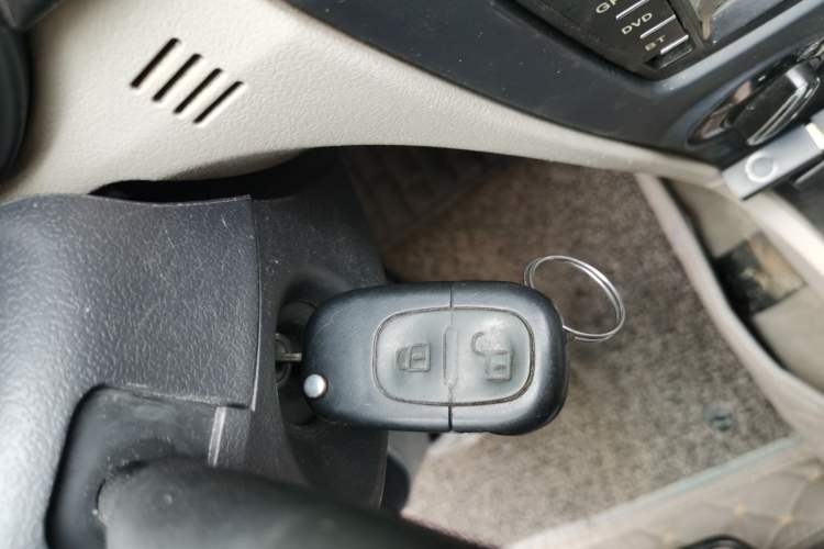 Used Dongfeng Aeolus S30 2013 1.5L Automatic Zunya Model