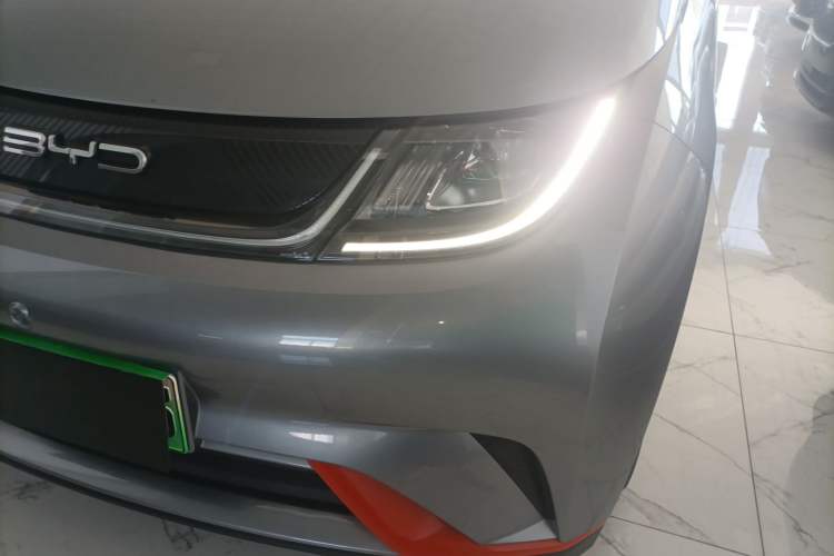 Used BYD Dolphin 2021 405 km Fashion Edition
