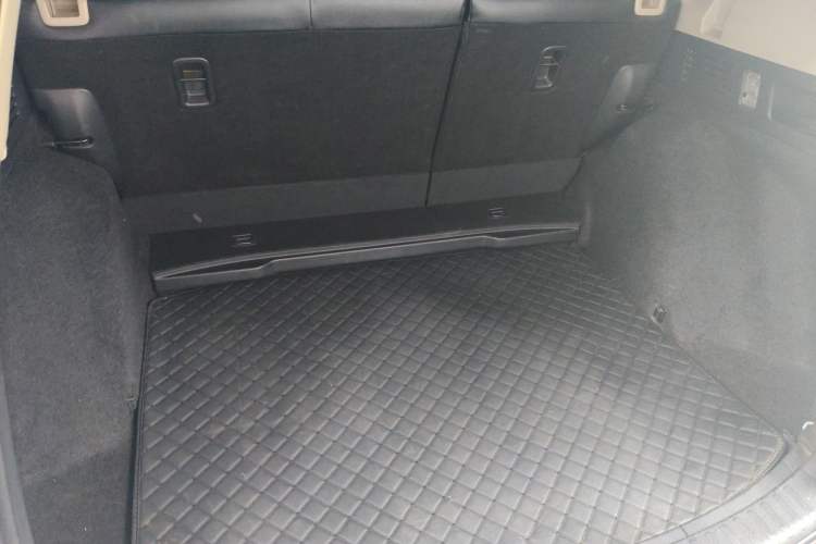 Used Honda CR-V 2021 240TURBO CVT 2WD Comfort Version Trunk