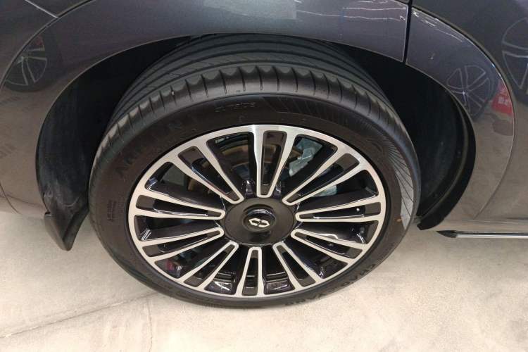 Used Hima AITO M7 2024 1.5T Four-Wheel Drive Plus Version 5 Seats Right Rear Wheel Hub