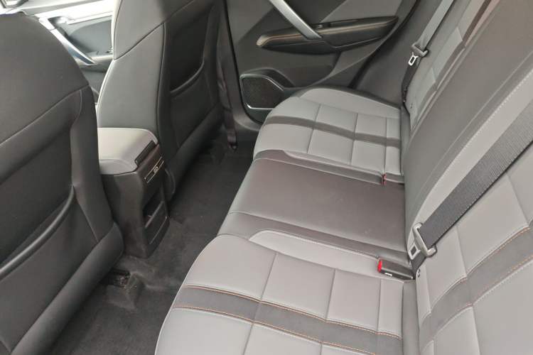 Used Geely Auto Coolray 2023 1.5T DCT Platinum Edition Left Rear Seat