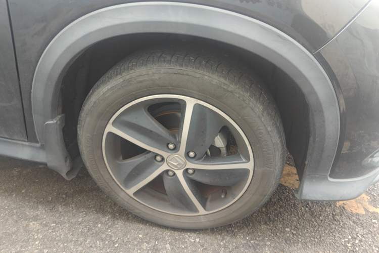 Used Honda Vezel 2022 1.5L CVT Phantom Night Pioneer Edition Right Front Wheel Hub