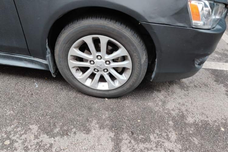 Used Mitsubishi Lancer EX 2012 Chasing Edition 1.8L CVT Luxury Model
