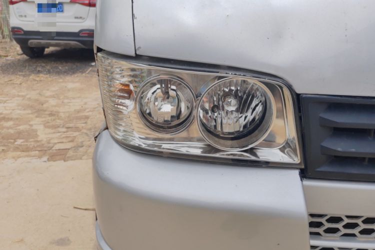 Used Dongfeng Xiaokang D51  Right Front Headlight