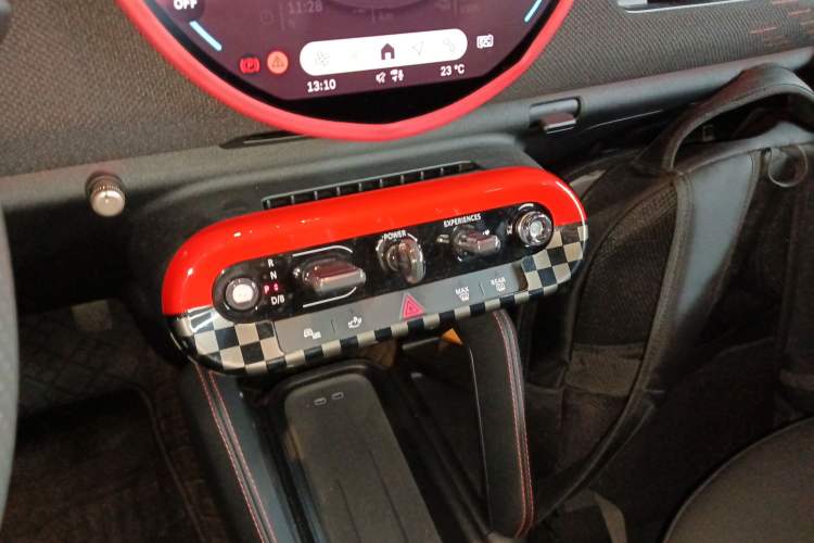 Used MINI Electric COOPER JCW 2025 JOHN COOPER WORKS