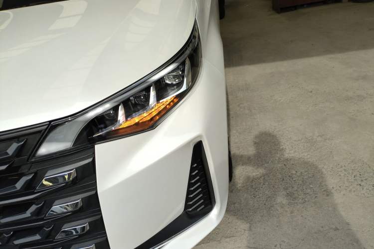 Used GAC Trumpchi M6 2023 PRO 270T DCT Luxury Edition