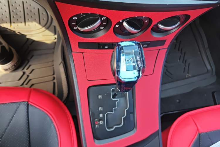 Used Mazda 3 2013 Hatchback 1.6L Automatic Elite Model
