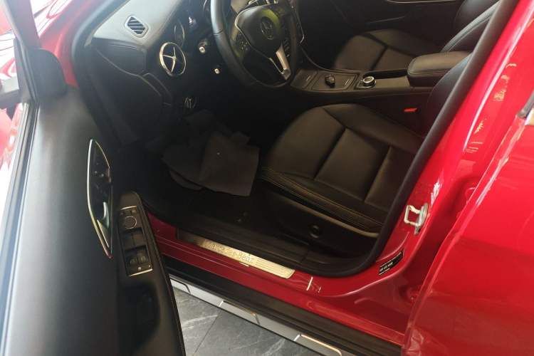 Used Mercedes-Benz GLA 2016 GLA 200 Fashion Model
