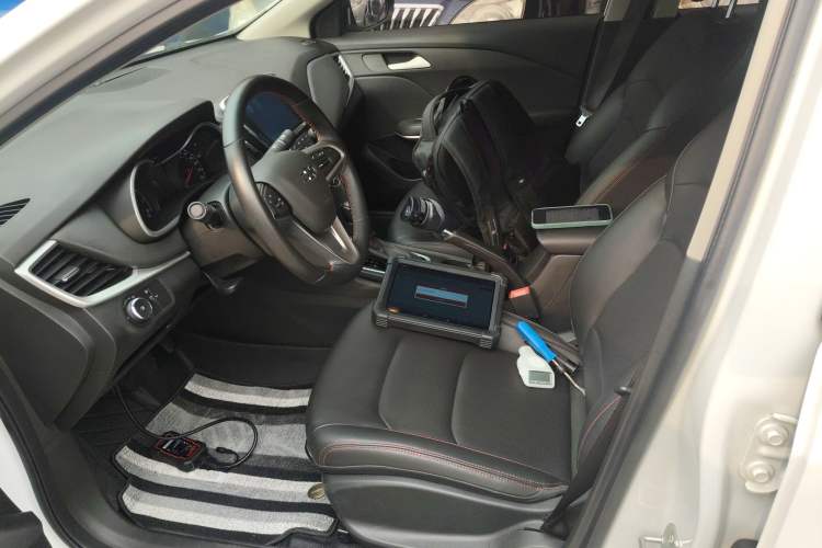 Used Chevrolet Monza 2020 Light Hybrid Redline 320T Dual-Clutch Joyful Edition Driver Seat