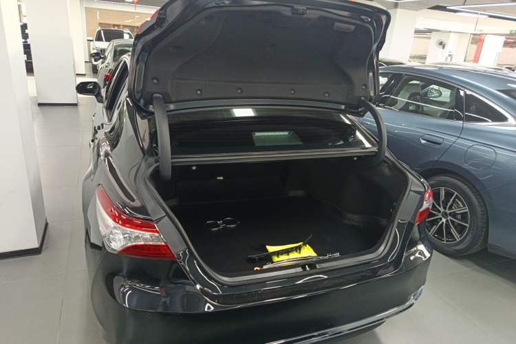 Used Toyota Camry 2023 2.5G Luxury Edition
