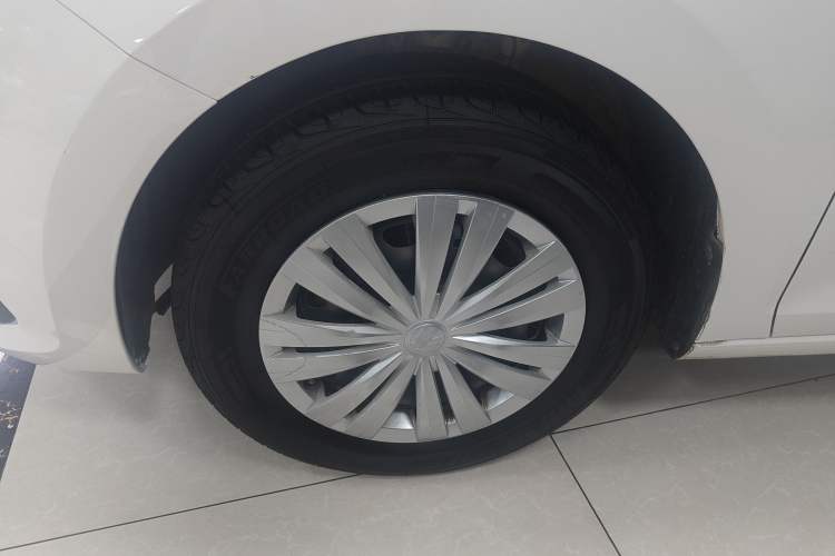 Used Volkswagen Santana 2019 1.5L Automatic Fashion Edition China VI Left Front Wheel Hub
