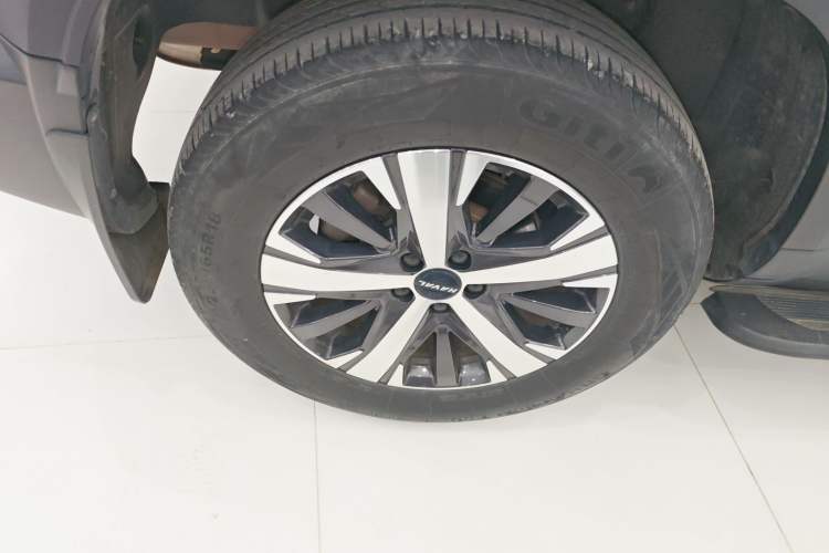 Used Haval DARGO 2021 1.5T DCT Two-Wheel Drive Labrador Edition Right Rear Wheel Hub