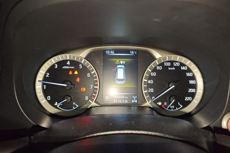 Used Nissan Terra 2018 2.5L Automatic 4x4 Luxury Edition Instrument Cluster