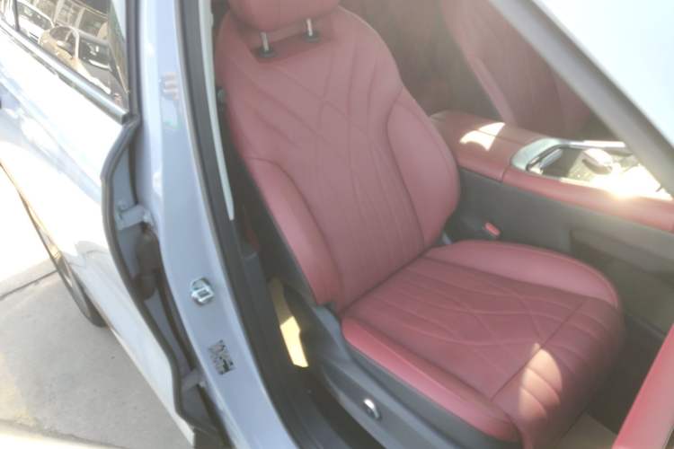 Used EXEED Stellar 2023 400T Two-Wheel Drive Comfort Edition
