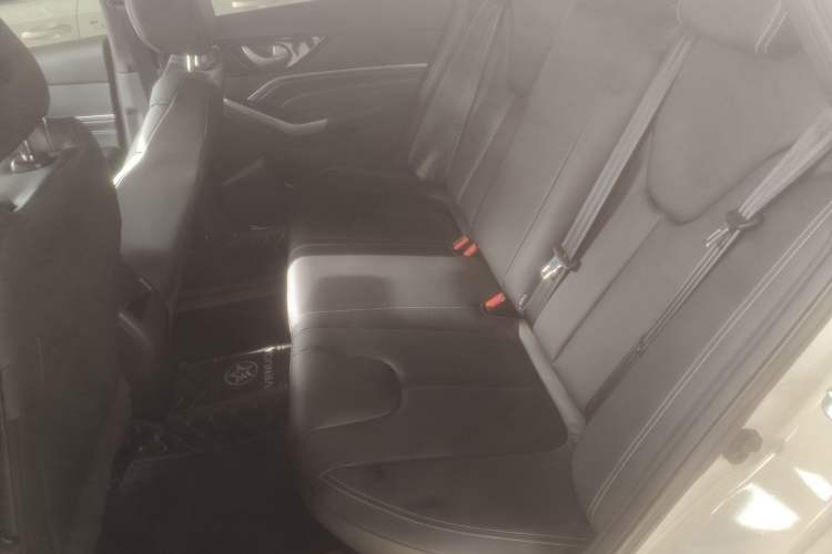 Used Venucia D60 2023 PLUS 1.6L XE CVT Trendy Edition