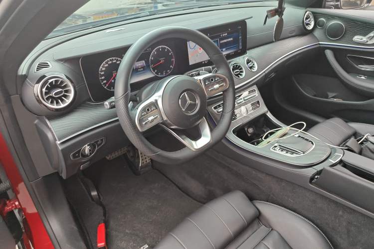 Used Mercedes-Benz E-Class 2019 E 200 Coupe Steering Wheel