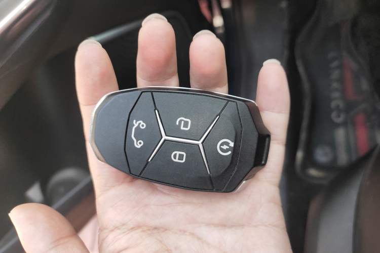 Used Lynk & Co 01 2019 2.0T Two-Wheel Drive Zhaopu Version China VI Standard