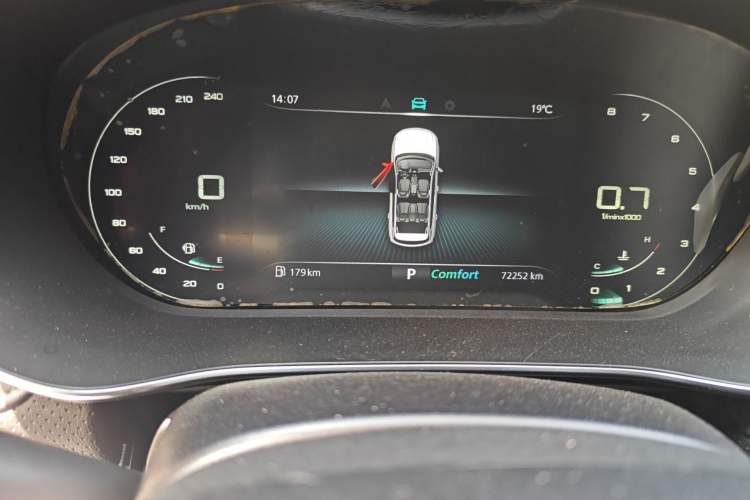 Used Roewe RX5 MAX 2019 400TGI Automatic Smart Cabin Luxury Edition