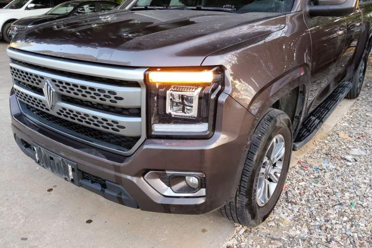 Used JMC DaDao 2023 All-Purpose 2.3T Diesel Manual Two-Wheel Drive Long-Wheelbase Comfort Edition