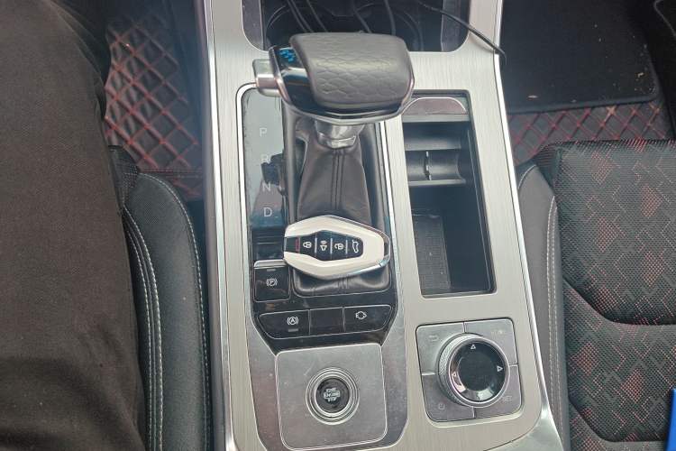 Used JETOUR X70 2020 1.5T DCT Comfort Edition 5-seater
