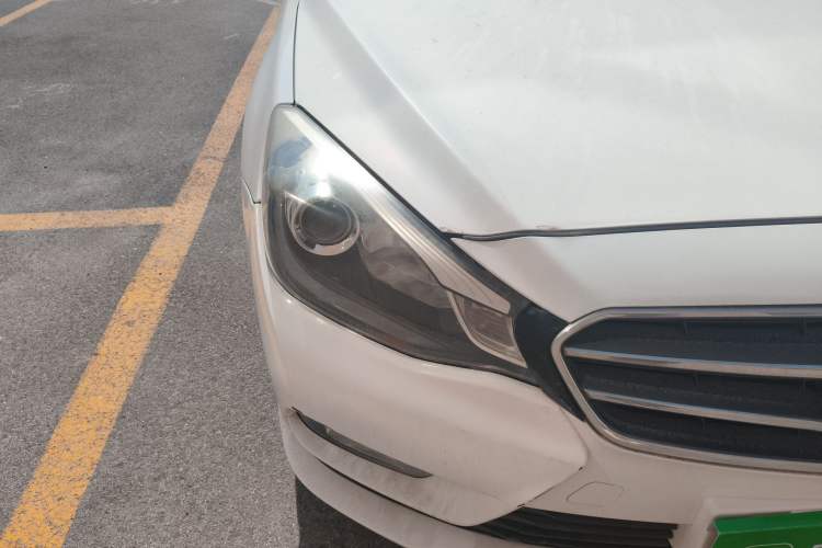 Used Soueast V5 Lingzhi 2015 Plus 1.5L Manual Smart Edition
