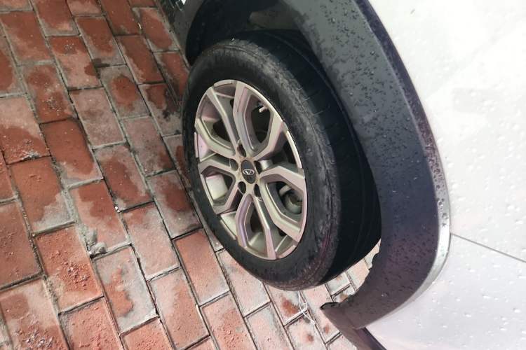 Used Chery Tiggo 3X 2017 1.5L Automatic Fashion Edition Right Front Wheel Hub