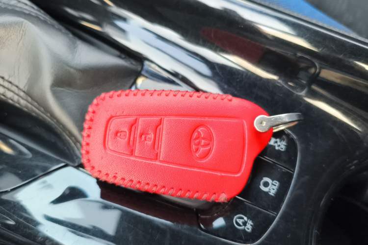 Used Toyota C-HR 2018 2.0L Leading Edition China V-standard
