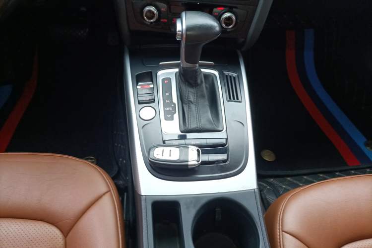 Used Audi A4L 2016 35 TFSI Collector's Edition Automatic Standard Model
