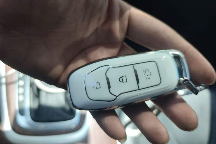 Used Ford Edge 2016 EcoBoost 245 Four-Wheel Drive Titanium 7-Seater