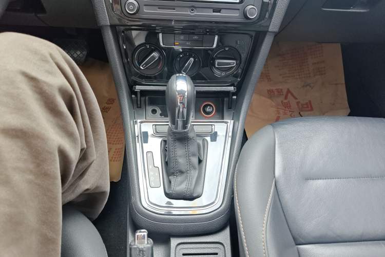 Used Volkswagen Bora 2017 1.6L Automatic Comfort Model