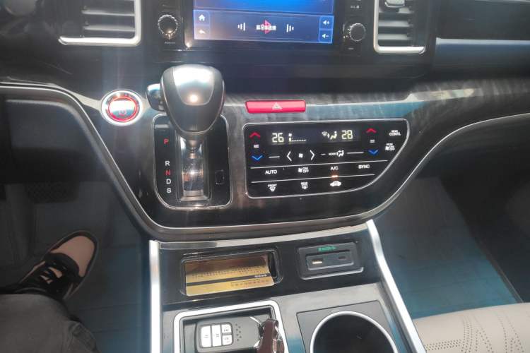 Used Honda Elysion 2019 2.0L Hybrid Luxury Edition