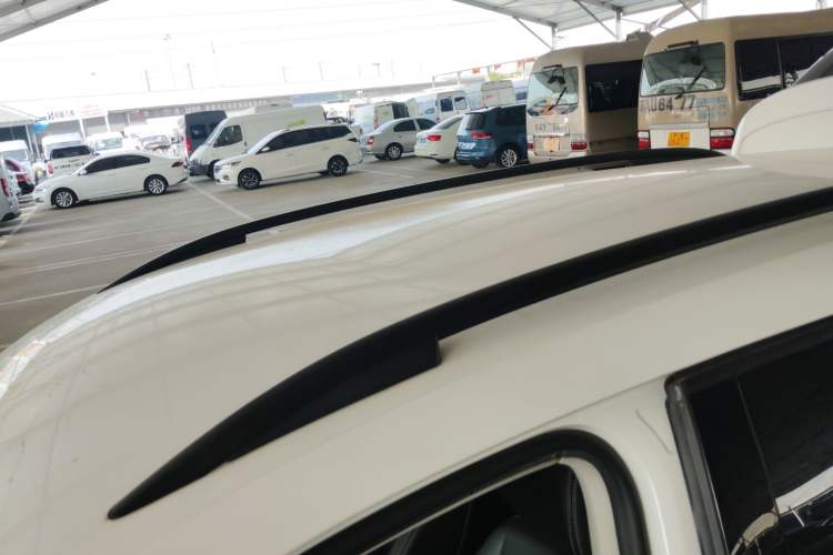 Used Volkswagen Tiguan 2017 300TSI Automatic Two-Wheel Drive Silk Road Luxury Edition Roof