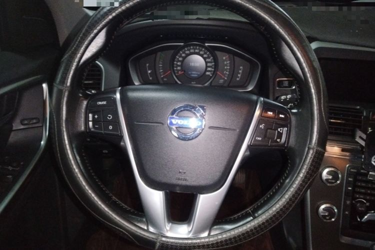 Used Volvo XC60 2014 T5 Zhiyi Edition
