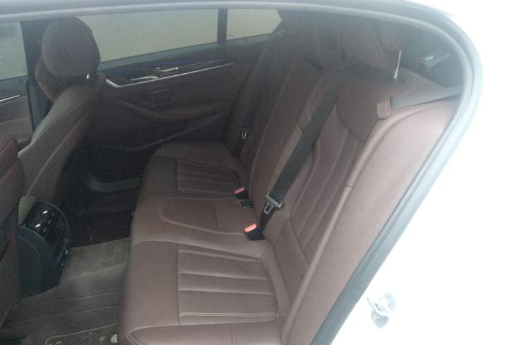 Used BMW 5 Series 2019 525Li M Sport Package