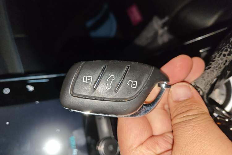 Used Roewe RX5 MAX 2019 300TGI Automatic Intelligent Driving Health Cabin Edition