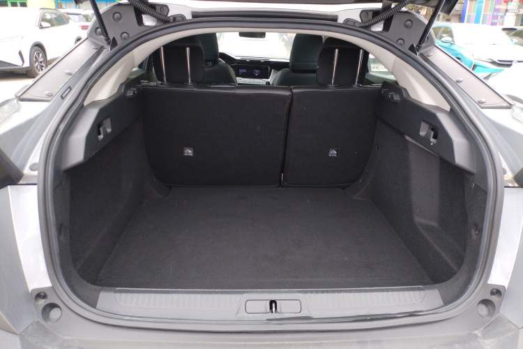 Used Peugeot 408X 2023 Gravity Edition Trunk
