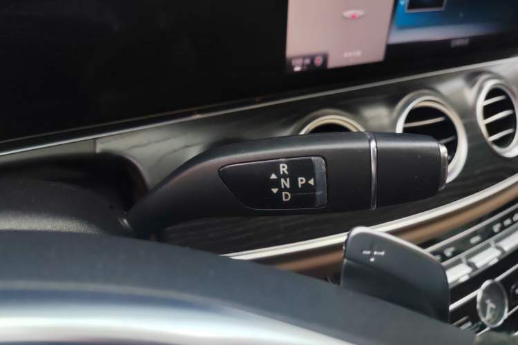 Used Mercedes-Benz E-Class 2016 E 200 L Sport Edition
