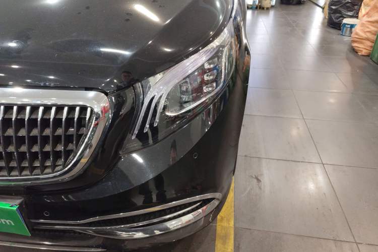 Used Mercedes-Benz Vito 2018 2.0T Business Version China VI Emission Standard
