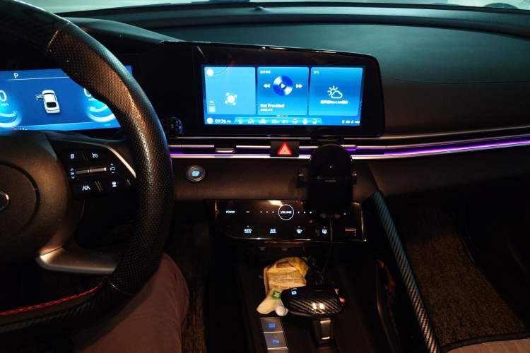 Used Hyundai Elantra 2022 1.5L CVT 20th Anniversary Edition