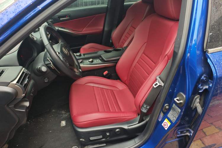 Used Lexus IS 2017 300 F SPORT Edition
