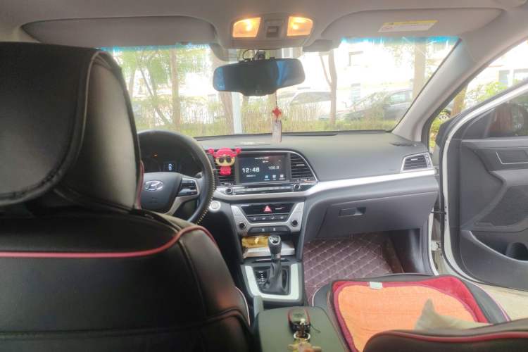 Used Hyundai Elantra (6th Generation / Lingdong) 2018 1.6L Automatic 15th Anniversary Special Edition Headliner