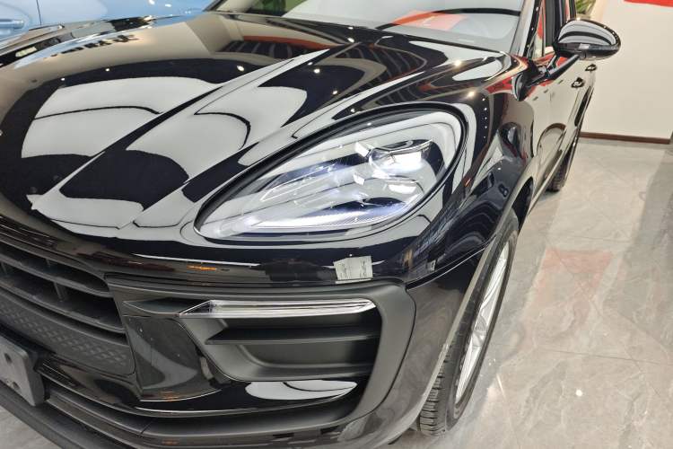 Used Porsche Macan 2024 Macan 2.0T