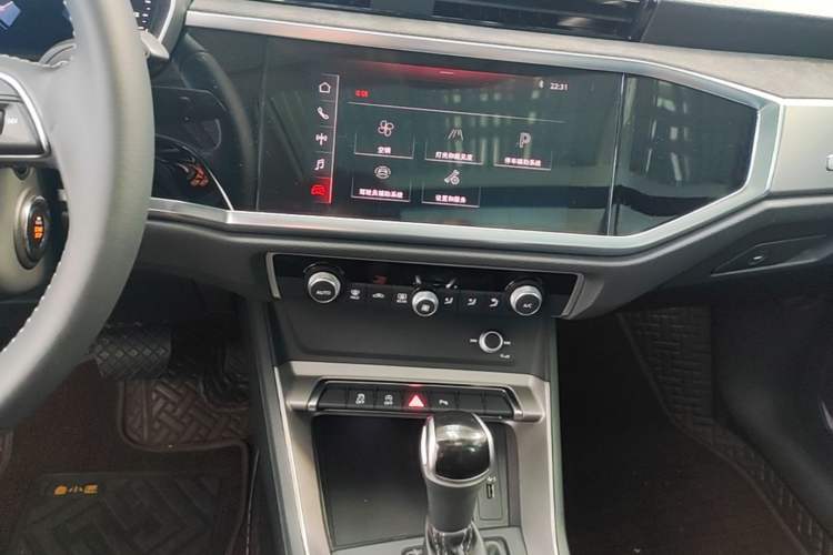 Used Audi Q3 2020 35 TFSI Ambition Dynamic Edition
