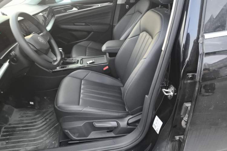 Used Volkswagen Passat 2022 280TSI Business Edition
