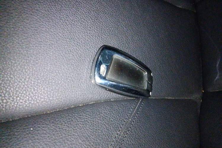 Used BMW 3 Series 2015 320i Active Edition
