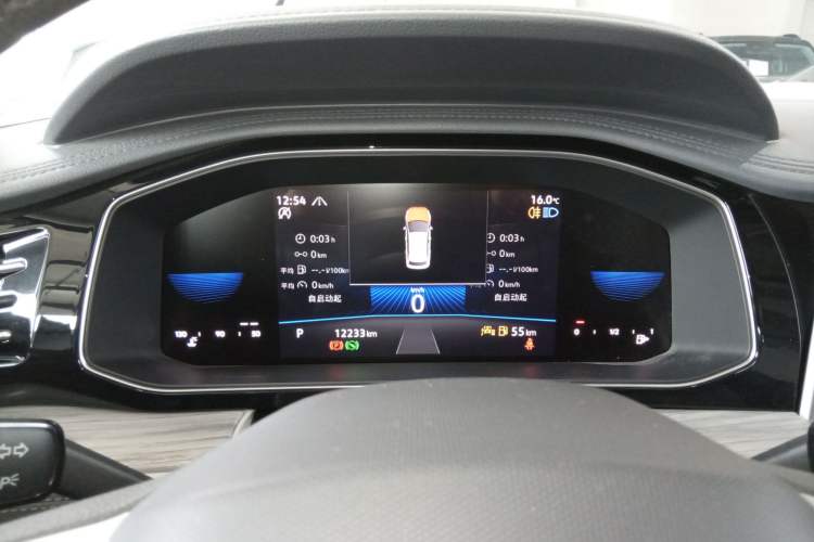 Used Volkswagen Sagitar 2023 300TSI DSG Excellence Edition Instrument Cluster