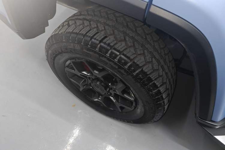 Used BAIC Off-Road BJ40 2024 2.0D Blade Hero Glory Edition
