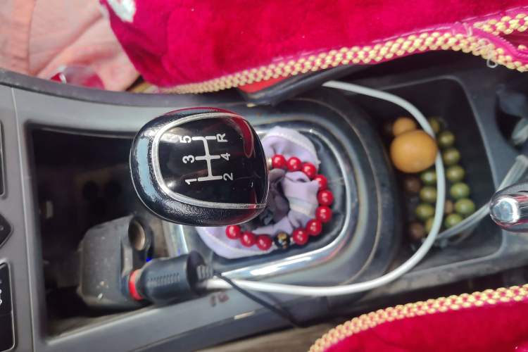 Used Cowin C3 2015 1.5L Manual Gold Diamond Edition