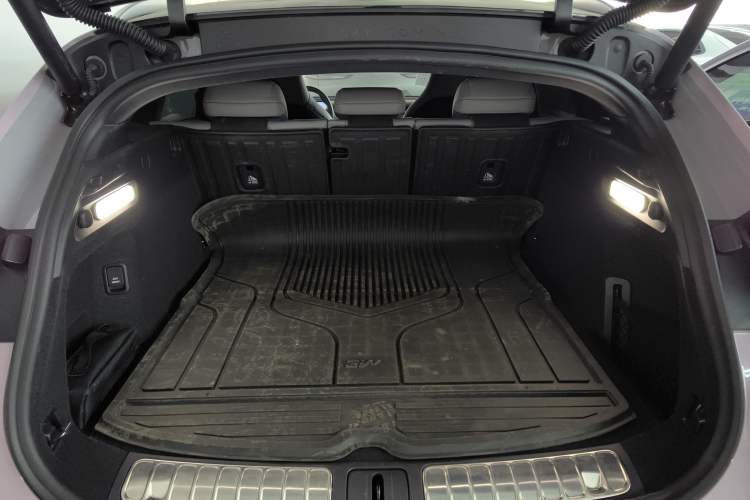 Used Nio ET5T 2023 75 kWh Touring